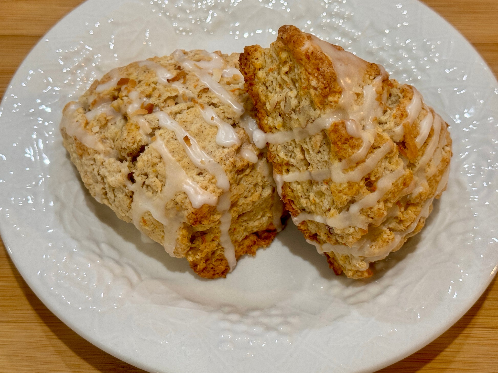 fresh carrot cake scones 